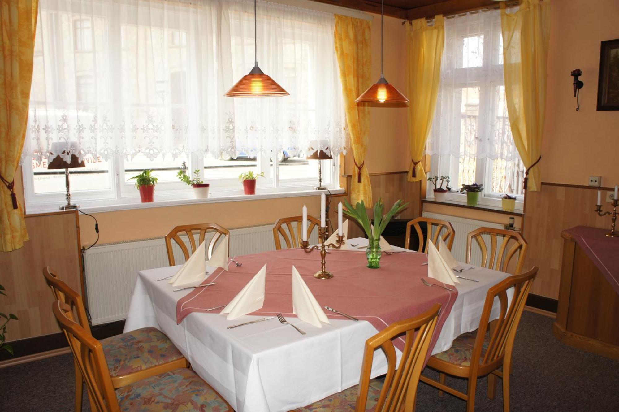 Goldener Engel /Pension Görlitz Buitenkant foto